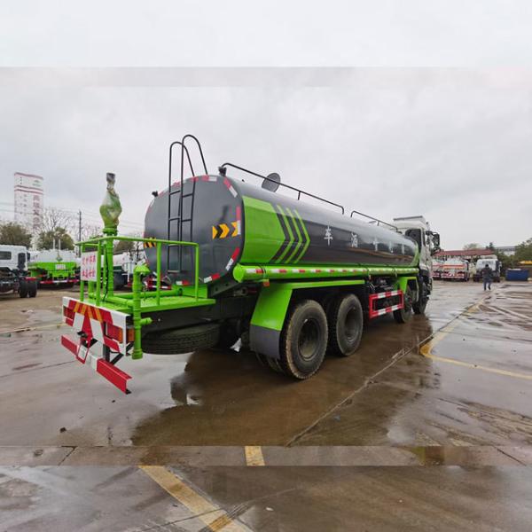 Promotion exceptionnelle 8*4 30 000 gallons 35 000 gallons Camion-citerne à eau en acier au carbone Camion de livraison d'eau avec arroseur