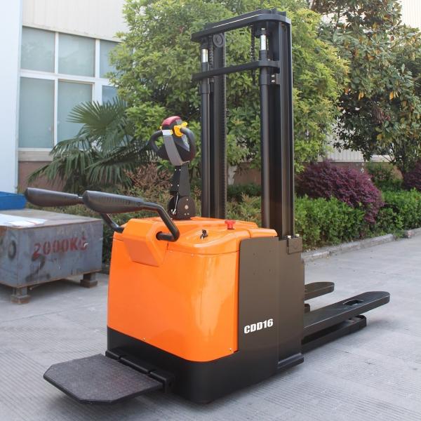 Full Electric Pallet Stacker with 3kw AC Motor and 2590mm Min Intersecting Aisle Width