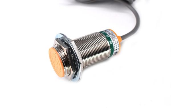 IP67 Industrial Wireless Proximity Sensors Long Service Life Easy Installation