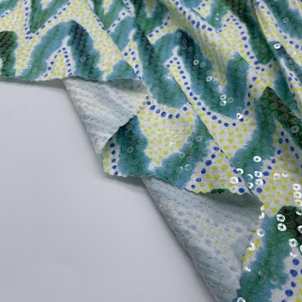 Différents modèles Broderie Tissu séquins Matériau de broderie M13-004
