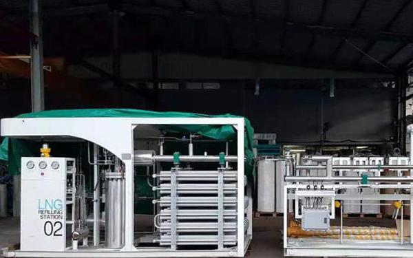 High Intelligent Customizable LNG Refueling Station