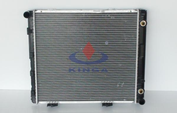 Auto parts Mercedes Benz Radiator Of W124 / 250D / E250D / E300D 1984 AT