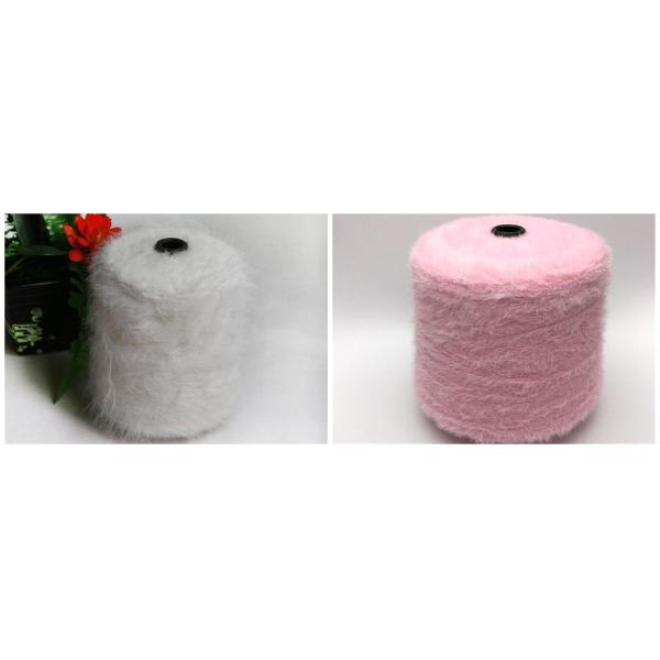 Catégorie de fantaisie chaude confortable du fil 4CM aa de plume de fil à tricoter pour le tricotage à la main