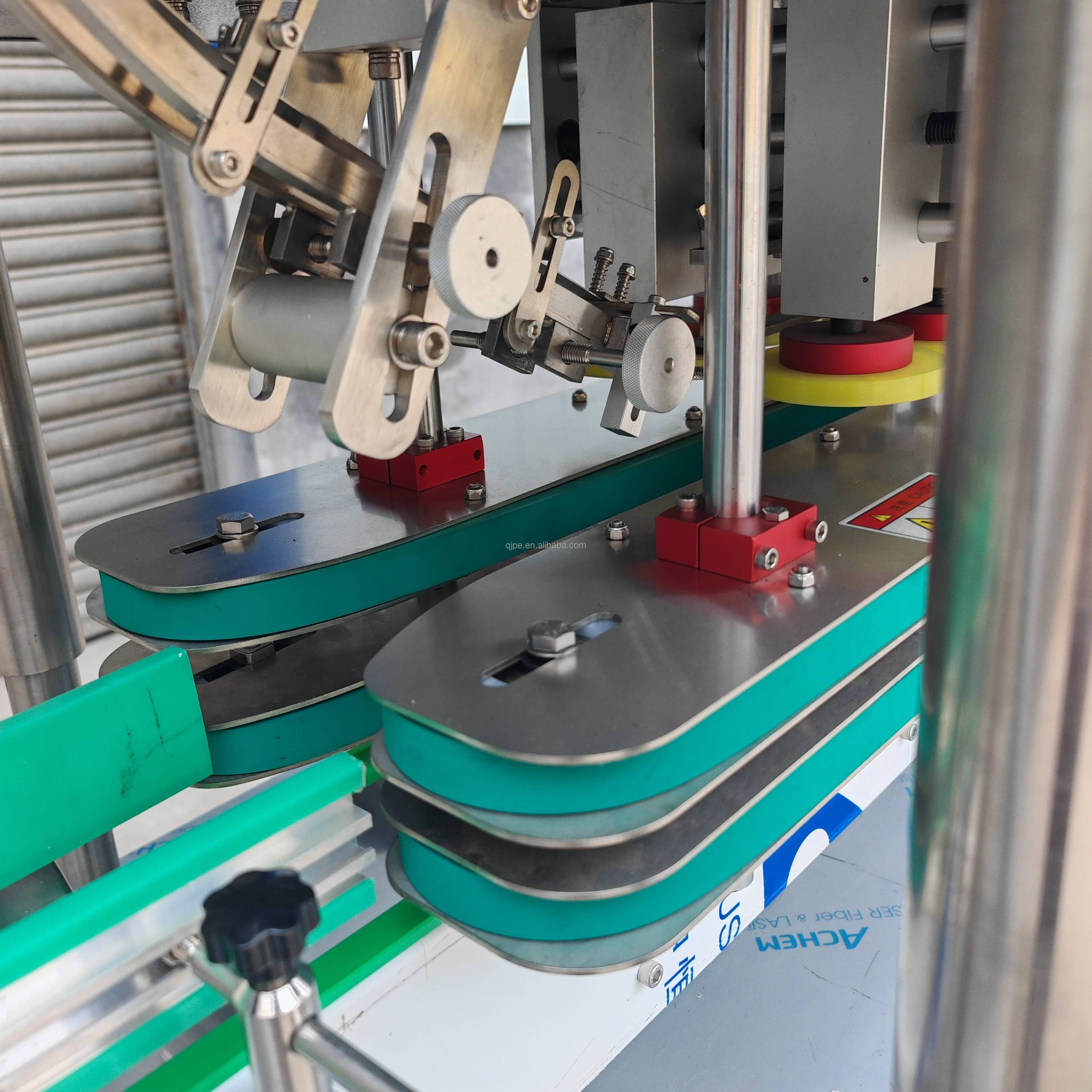 Automatic Plastic Jar Bottle Cap Lock Dispensing Dropper Capper Glass Feeding Screwing Capping