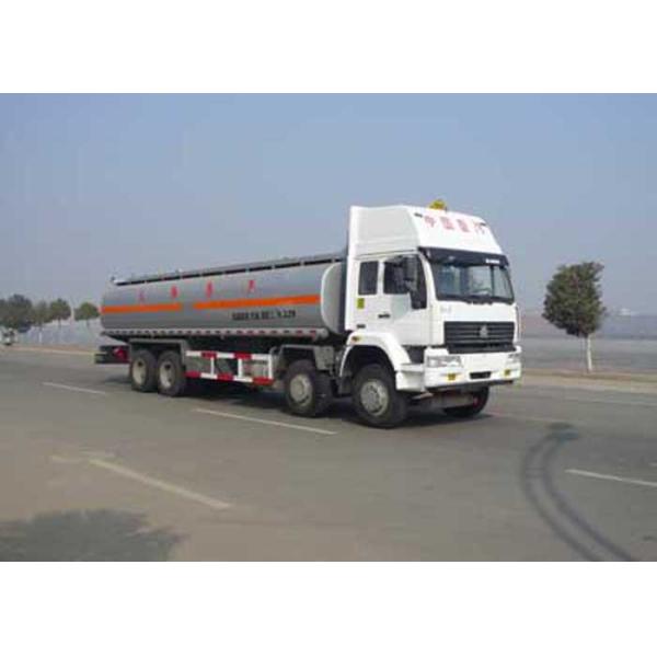 Высокопрочная вытягивая емкость 25-30CBM тележки масляного бака ZZ1311N4661W большая