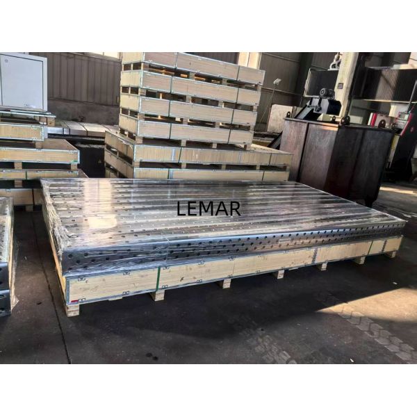 28mm Hole 3D Welding table 2400 x1200 x200mm Nitrided Finish 25mm Table Plate