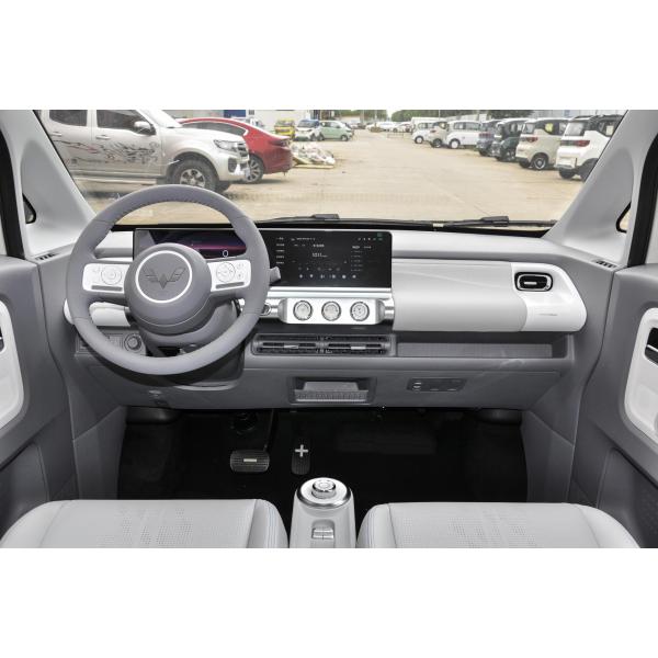 4 Seater Sedan EV Electric Vehicle Minicar Wuling Air Clear Sky 100km/H