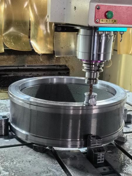 Customized High Fatigue Resistance Pellet Dies for Van Arsen 500