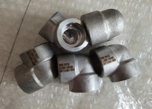 A105 90 Degree CL3000 Forged Pipe Fittings , Carbon Steel Threaded Pipe Fittings