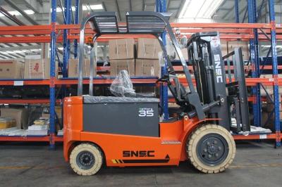 3500 kg de empilhadeira elétrica com engrenagem de direção Eaton dos EUA dentro de Shanghai Shineng