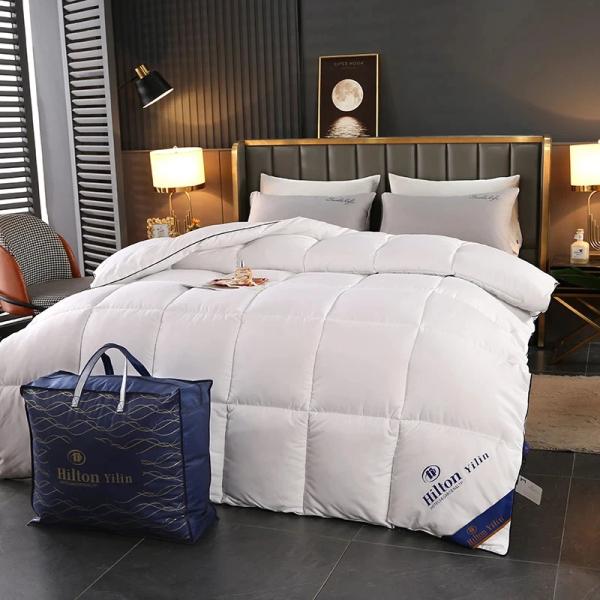 Home 100% Polyester Thickened Warm 5 Star Hilton Hotel Textile Filling Quilt Duvet Bedding