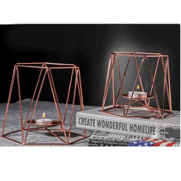 Hot Sale Metal Candle Stand  Sturdy Material Wholesale Candlestick Tabl Lamp Nordic Candle Holder