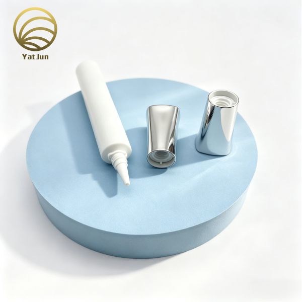 20g 25ml Round Cosmetic Plastic Tube with Long Nozzle Head Packaging