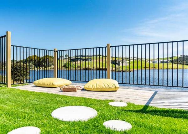 Durable Flat Top Metal Tubular Fencing Lightweight Pool 1.2m Tall