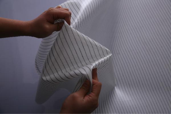 Warm Infrared Radiant Heat Film , 280w-300w Electric Heating Film For Glass