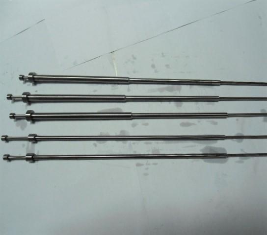 DIN16756 Stainless Steel Ejector Pins 1.2344 Tubulaire Nitride Ejector Sleeves