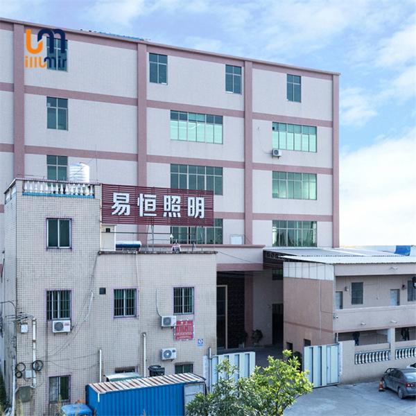 Стенная нагревательная панель светодиодного зеркала с 5 мм полированным серебром и опциональным светлым цветом