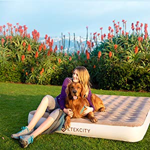 King Size Flocked Air Bed For Home / Car 135 * 85 * 45CM 13 . 6 Gross weight