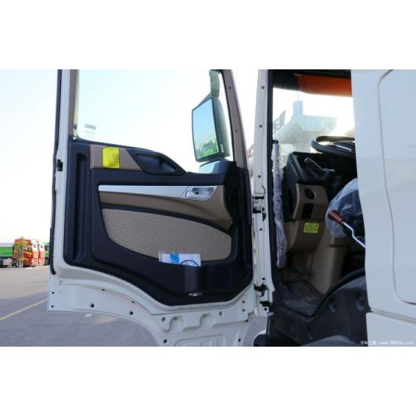 Boutique 340HP HOWO T5G 8X4 7.7 Square Concrete Mixing Truck for Country Markets