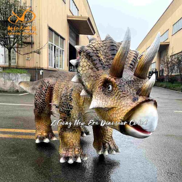 Realistic Triceratops Dinosaurs Walking Realistic Dinosaur Car