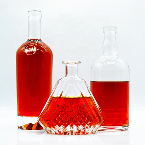 Empty Transparent 700ml Cork Top Clear Vodka Glass Bottle for Liquor