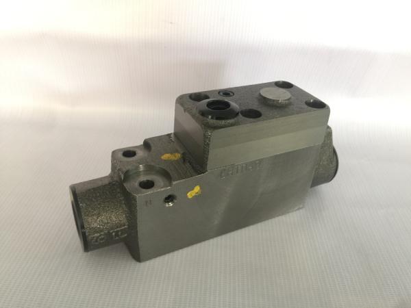 PC130-7 Komatsu Spare Parts OEM Standard Hydraulic Holding Valve