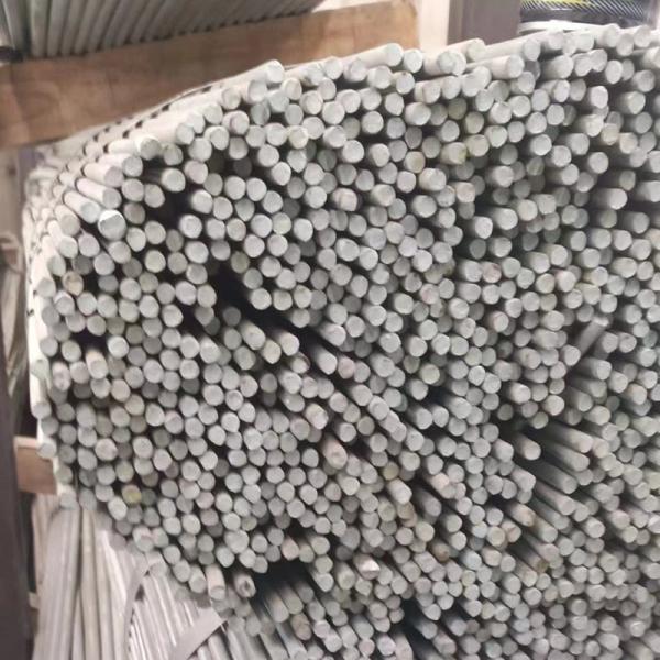 Personalización Largura en caliente Zinc recubierto laminado en caliente acero redondo barra redonda stock Q235 S355 G300 Q259B