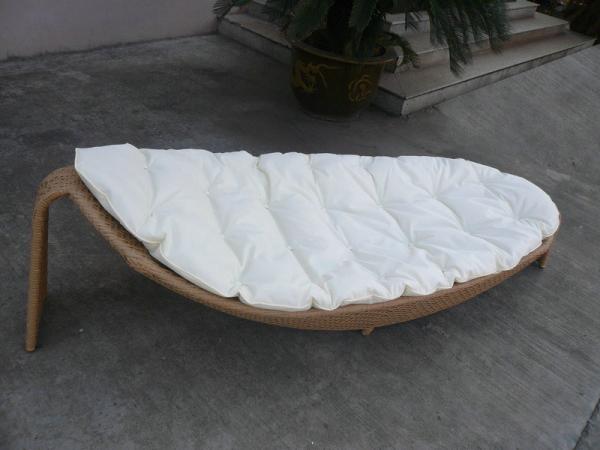 Hotel Outdoor Rattan Daybed