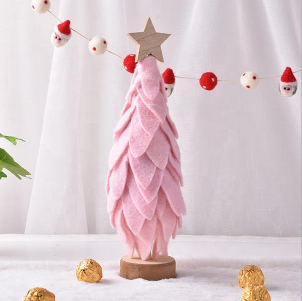 Wool Felt Material Christmas Ornament Crafts Custom Logo With Big Leaf Decoration