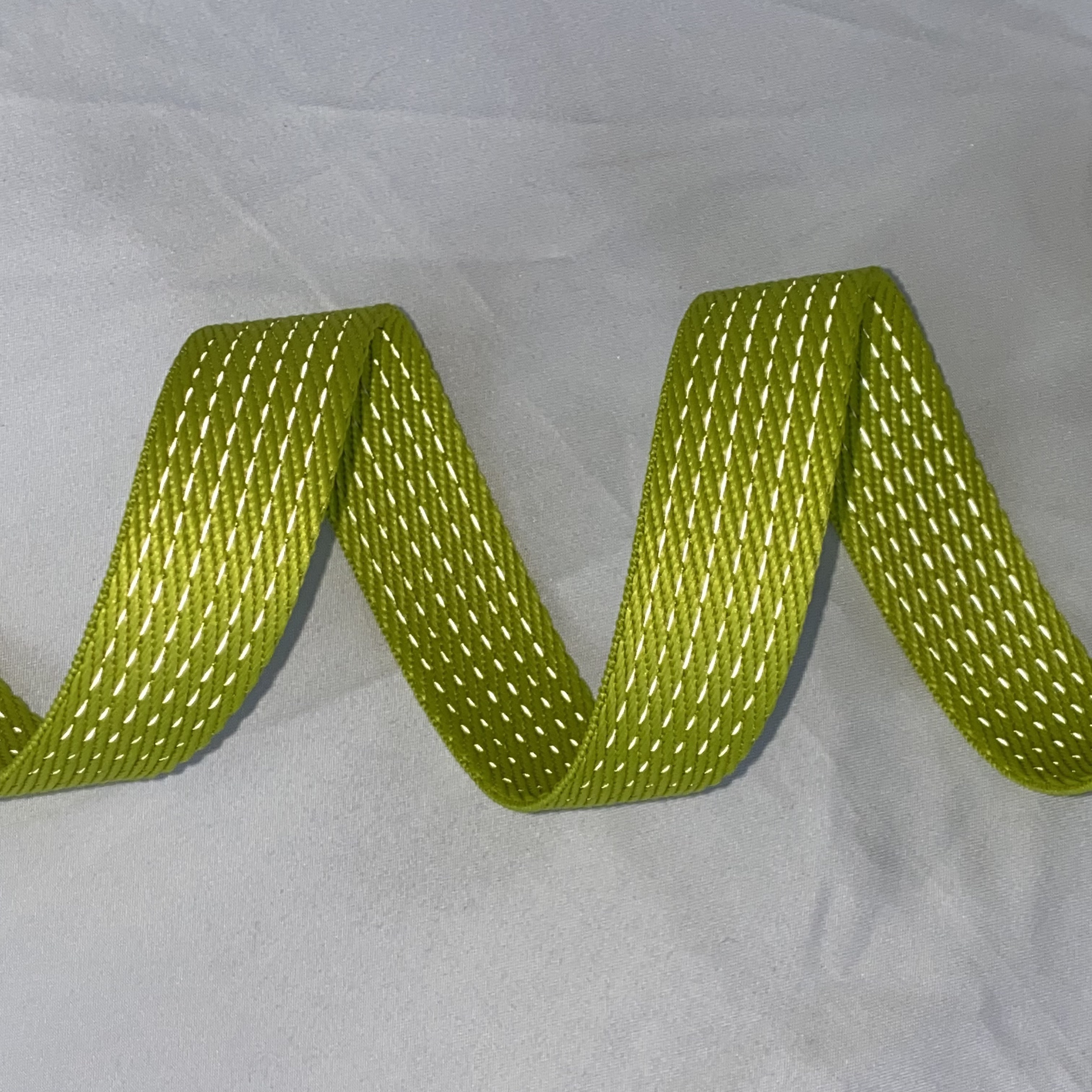 Heavy duty Reflective polyester fiber webbing suitable for pet collars pet leash safety belts backpacks and various outdoor gear products