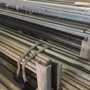 Адвокатура легированной стали 12Cr1Mov A193B7, Адвокатуры горячекатаной легированной стали ASTM круглые