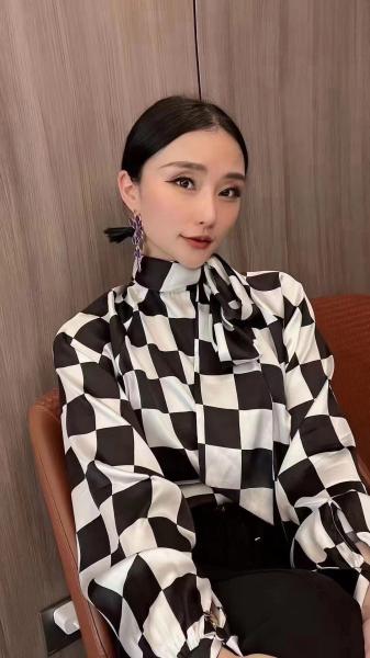 100% Silk 20MM Elastic Twill Fashion Plaid shirt  for Girls