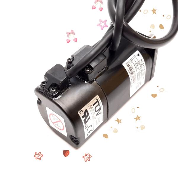 Yaskawa SGMAH-02B1A41 СЕРВОМОТОР ПЕРЕМЕННОГО ТОКА 200 Вт 100 В 3A 3000 ОБ/МИН НОВЫЙ