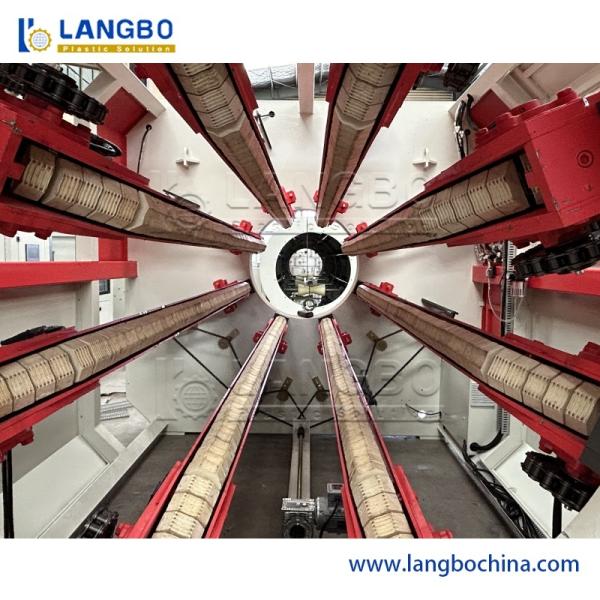Extrudeuse de tuyaux en PVC PE Machine de tuyauterie en plastique Ligne de production d'alimentation en gaz et en eau Extrudeuse PEHD