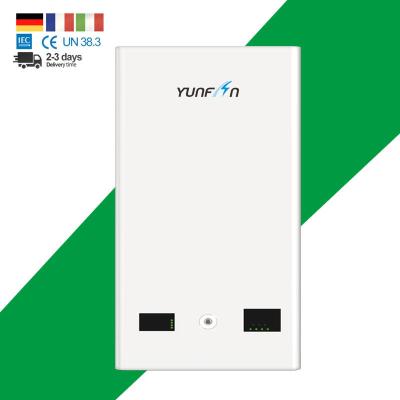 Bateria LiFePo4 de 10KWh com inversor residencial sistema de armazenamento todo em um Wifi montado na parede