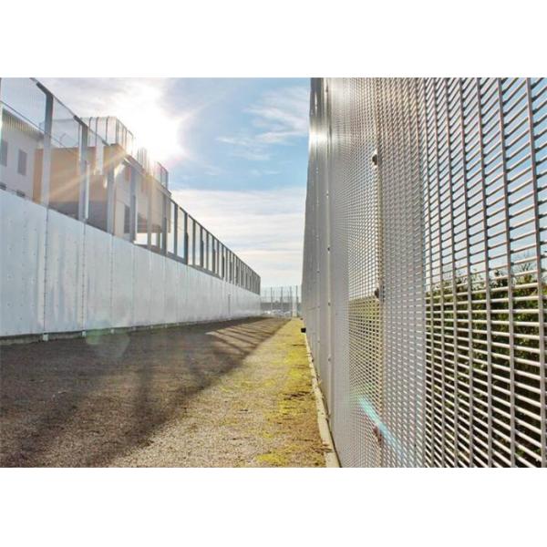 el polvo del verde del poste de 80x80m m cubrió los 2.5x2.0m cercado de 358 seguridades