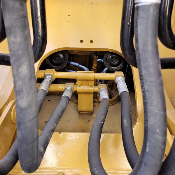 20 Ton Digger Caterpillar Used CAT 320D2 Excavator in Japan ORIGINAL Hydraulic Cylinder