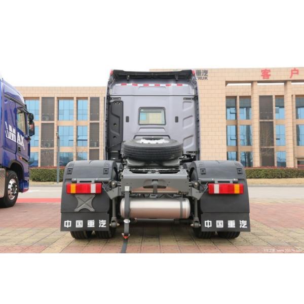SINOTRUCK HOWO Max 4*2 6*4 Traction Truck Diesel Version Special Truck Traction Head