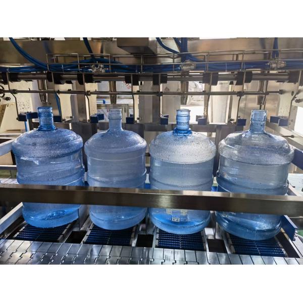 Профессиональная минеральная вода для мытья, заполнения и закрытия