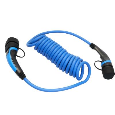 Carro espiral que carrega o homem de IP55 16A ao conector fêmea