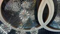 Miroir d'eau ondulée en acier inoxydable feuille de décoration plafond chambre d'hôtel