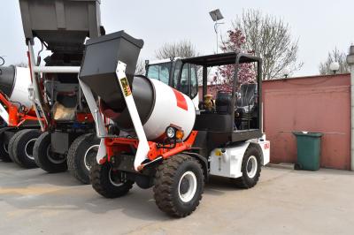 camion concret de pompe de boom de 2.5t 4.5cbm avec la double direction