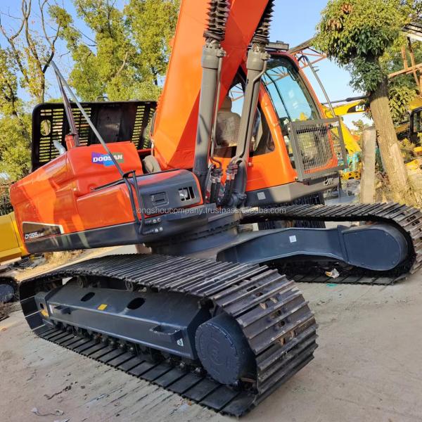 DOOSAN DX225LC DX225 225 LCA Excavator in Shanghai Original Used Made in Korea Original