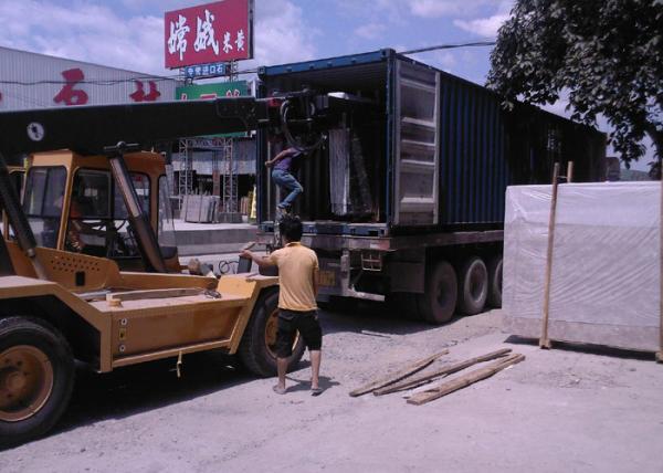 4 Wheel Drive Diesel 11Ton Telescopic Boom Crane With Min Turning Radius 6800MM