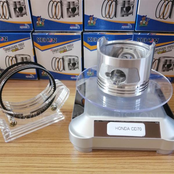 Practical Silver Yamaha Motorcycle Pistons , CD70 Forged Piston Yamaha 47mm CLY DIA
