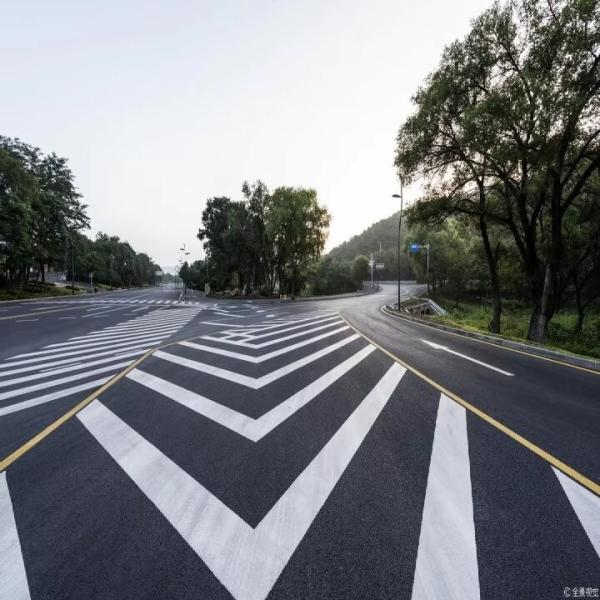 Highway Reflective Two Component Road Marking Paint For Enhanced Visibility