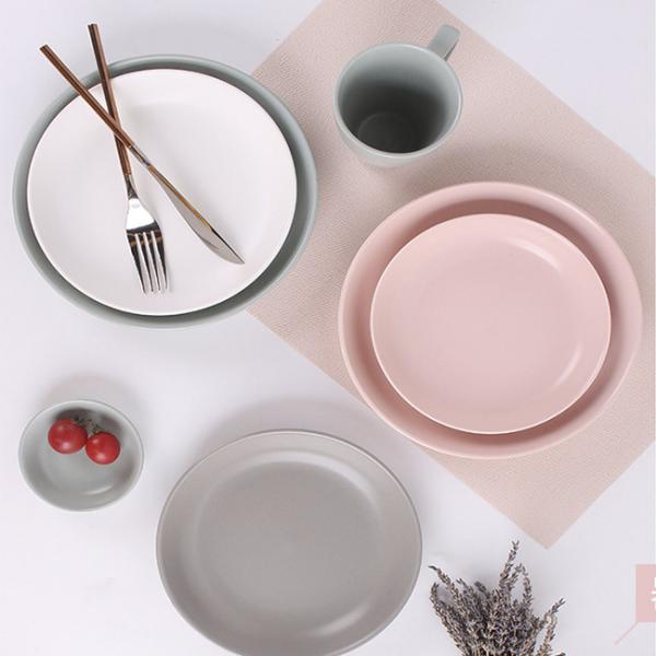 Wide Rim Colored Porcelain Dinnerware