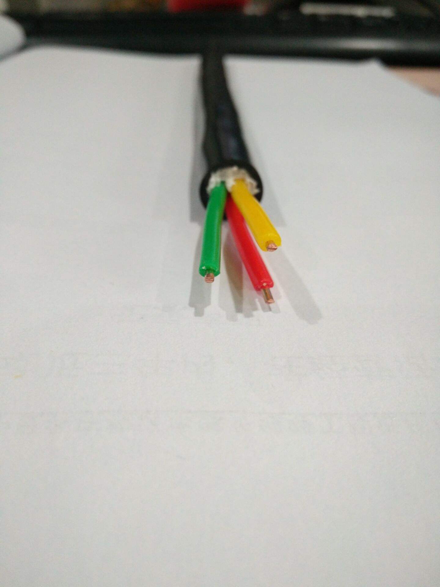 VGV Rigid Copper PVC Insulated Electrical Wire 3*2.5mm2 with IP65 for Industrial & Marine Applications