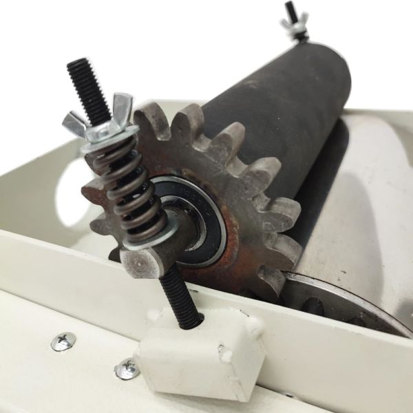 Custom  Magnetic Separator Grinding Fluid Coolant Emulsion Magnetic Separating Machine Filter Remove Iron Particles Magnetizable Solid Particles Separator 110V Strong Magnetic Bucket