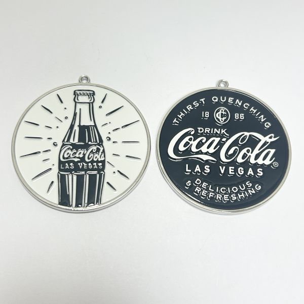 Personalized keychain Retro style metal keyrings for gifts